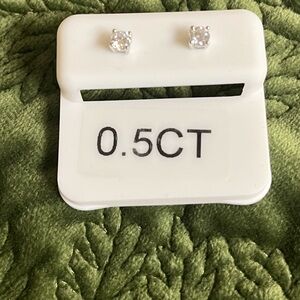 Elegant Sterling silver 925 0.5 CT total moissanite Stud Earrings-screw back